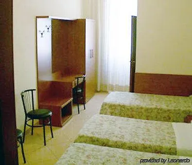 Hotel Siro Milan 2*,